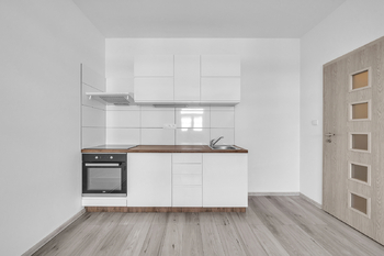 Pronájem bytu 1+kk v osobním vlastnictví 33 m², Milovice