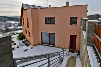 VSTUP - Pronájem domu 90 m², Český Krumlov