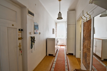 PŘEDSÍŇ - Prodej bytu 2+1 v osobním vlastnictví 86 m², Plzeň