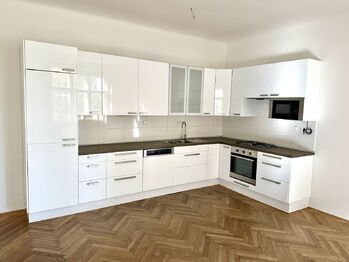 Pronájem bytu 2+kk v osobním vlastnictví 89 m², Praha 3 - Žižkov