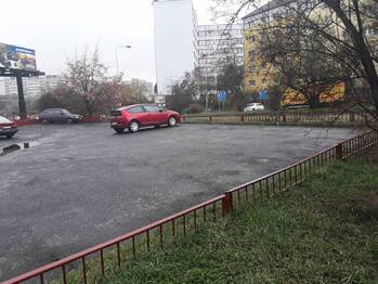 Parkoviště 1 - Pronájem garážového stání, Praha 10 - Vršovice 