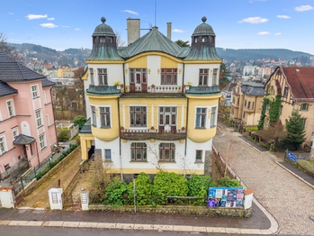 Prodej domu 600 m², Jablonec nad Nisou