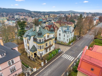 Prodej domu 600 m², Jablonec nad Nisou