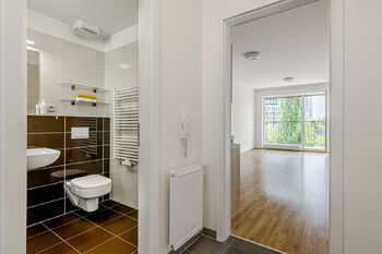 Pronájem bytu 1+kk v osobním vlastnictví 32 m², Praha 4 - Hodkovičky