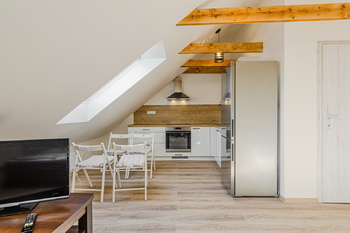 podkroví - Prodej domu 200 m², Kladno