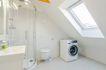 podkroví - Prodej domu 200 m², Kladno