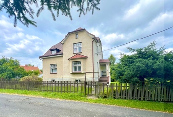 Prodej domu 180 m², Rybniště