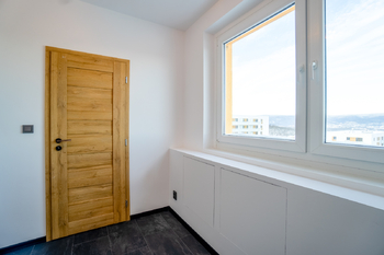 pokoj 1 - Prodej bytu 4+kk v osobním vlastnictví 90 m², Teplice