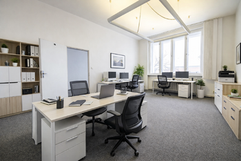 Pronájem kancelářských prostor 247 m², Roudnice nad Labem