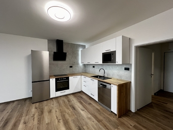 Kuchyňský kout - Pronájem bytu 1+kk v osobním vlastnictví 55 m², Jihlava
