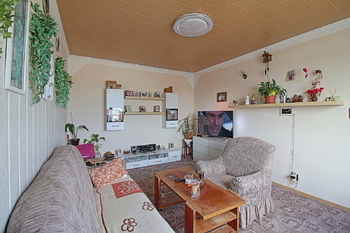 obývací pokoj - Prodej bytu 2+kk v osobním vlastnictví 50 m², Chomutov