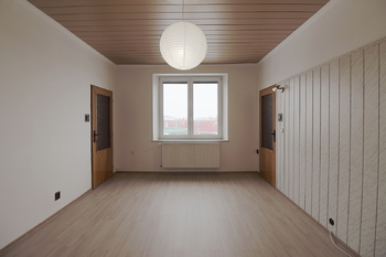 obývací pokoj - Prodej bytu 2+1 v osobním vlastnictví 53 m², Chomutov