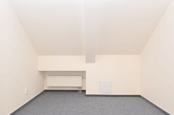 Pronájem kancelářských prostor 10 m², Nymburk