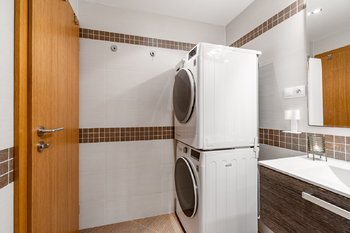 Prodej bytu 3+kk v osobním vlastnictví 89 m², Praha 10 - Pitkovice