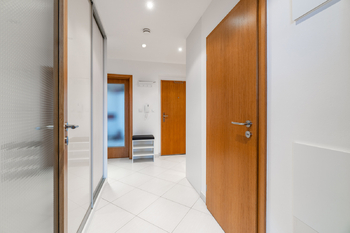 Prodej bytu 3+kk v osobním vlastnictví 89 m², Praha 10 - Pitkovice