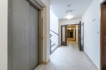 Prodej bytu 3+kk v osobním vlastnictví 89 m², Praha 10 - Pitkovice