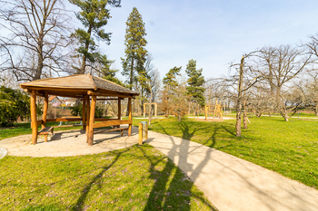 Prodej bytu 3+kk v osobním vlastnictví 89 m², Praha 10 - Pitkovice