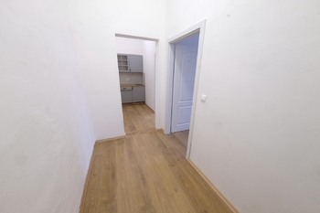 Pronájem bytu 2+kk v osobním vlastnictví 34 m², Praha 8 - Libeň