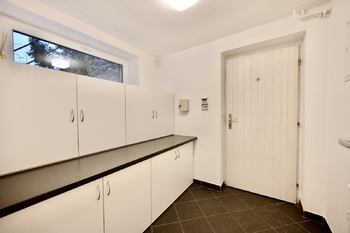 Pronájem kancelářských prostor 60 m², Praha 4 - Lhotka