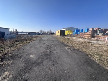 Pronájem skladovacích prostor 1400 m², Tábor