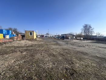Pronájem skladovacích prostor 1400 m², Tábor