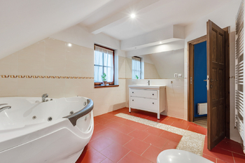 Prodej domu 146 m², Svatá