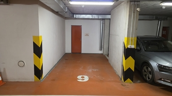 parkovací stání - Prodej bytu 1+kk v osobním vlastnictví 35 m², Harrachov