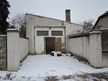 Pronájem výrobních prostor 400 m², Hostivice