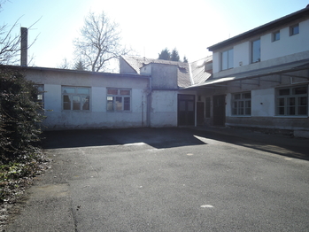 Pronájem výrobních prostor 400 m², Hostivice