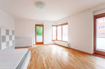 Pronájem bytu 2+kk v osobním vlastnictví 70 m², Praha 5 - Jinonice