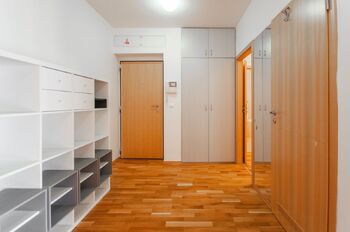 Pronájem bytu 2+kk v osobním vlastnictví 70 m², Praha 5 - Jinonice