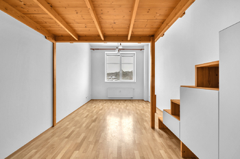 Pronájem bytu 2+1 v osobním vlastnictví 67 m², Milovice