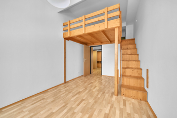 Pronájem bytu 2+1 v osobním vlastnictví 67 m², Milovice