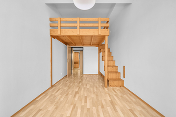 Pronájem bytu 2+1 v osobním vlastnictví 67 m², Milovice