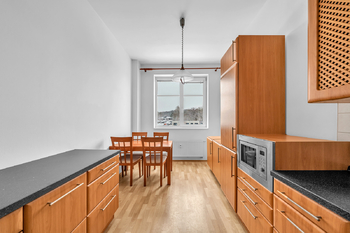 Pronájem bytu 2+1 v osobním vlastnictví 67 m², Milovice