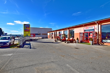 Pronájem obchodních prostor 680 m², České Budějovice