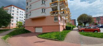 Pronájem garážového stání 22 m², Praha 8 - Libeň