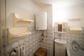 Koupelna- - Prodej bytu 2+1 v osobním vlastnictví 71 m², Hodonín