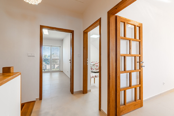 Pronájem domu 156 m², Pňov-Předhradí