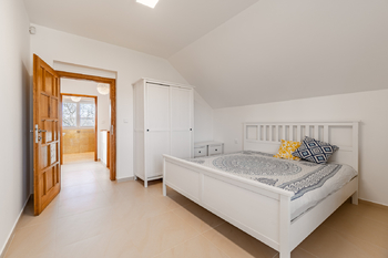 Pronájem domu 156 m², Pňov-Předhradí