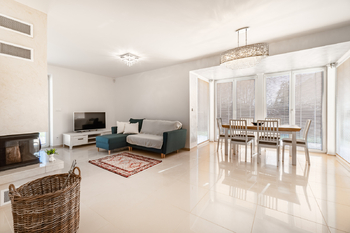 Pronájem domu 156 m², Pňov-Předhradí