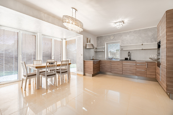 Pronájem domu 156 m², Pňov-Předhradí