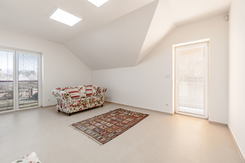 Pronájem domu 156 m², Pňov-Předhradí
