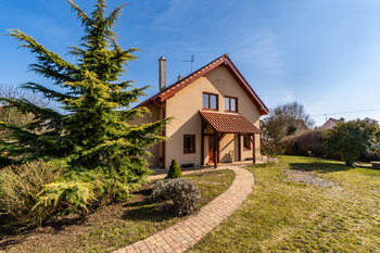 Pronájem domu 156 m², Pňov-Předhradí