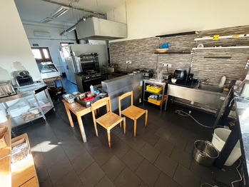 Pronájem obchodních prostor 64 m², Hustopeče