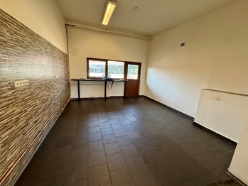 Pronájem obchodních prostor 64 m², Hustopeče