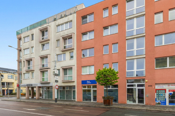 Pronájem obchodních prostor 122 m², Pardubice