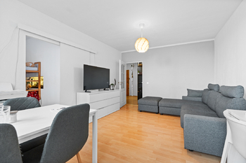 Obývací pokoj  - Prodej bytu 3+1 v osobním vlastnictví 84 m², Kladno