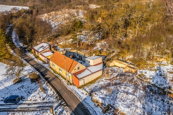 Prodej domu 143 m², Zákolany