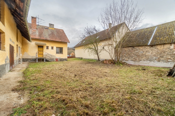 Prodej domu 435 m², Vrchotovy Janovice